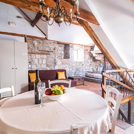 Martecchini Apartment *